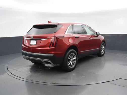 Infrared Tintcoat 2021 Cadillac XT5 Premium Luxury