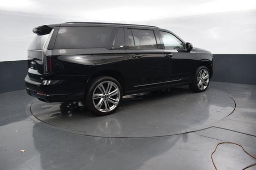 2025 Cadillac Escalade ESV Sport