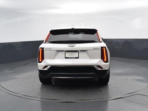 2025 Cadillac OPTIQ Luxury 2 AWD