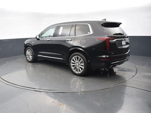 2024 Cadillac XT6 Premium Luxury AWD