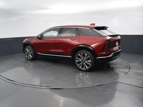 2025 Cadillac OPTIQ Luxury
