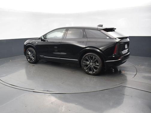 2026 Cadillac OPTIQ Premium Sport