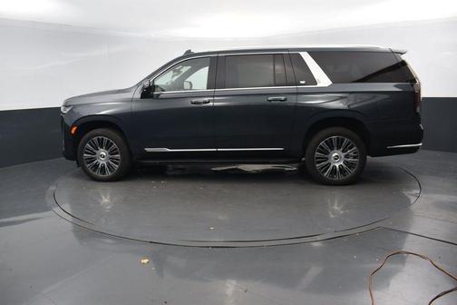 2022 Cadillac Escalade ESV Premium Luxury