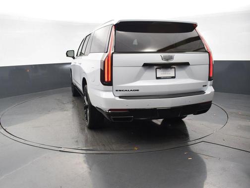 2026 Cadillac Escalade ESV Sport Platinum