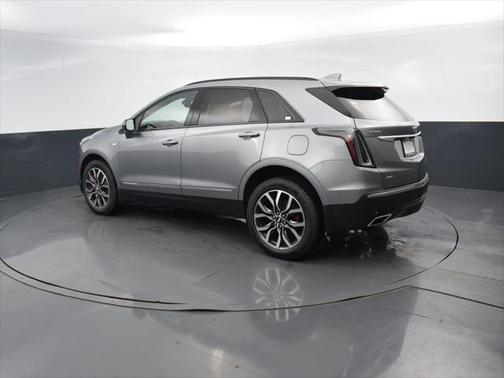 2025 Cadillac XT5 Sport