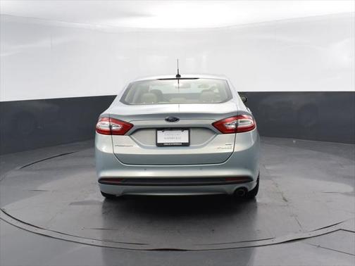 2014 Ford Fusion Hybrid SE