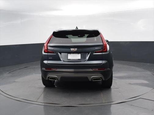 2021 Cadillac XT4 Premium Luxury