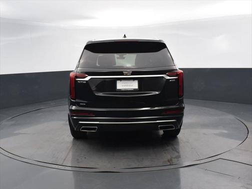 2025 Cadillac XT6 Premium Luxury AWD