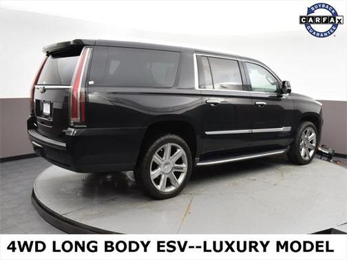 2016 Cadillac Escalade ESV Luxury