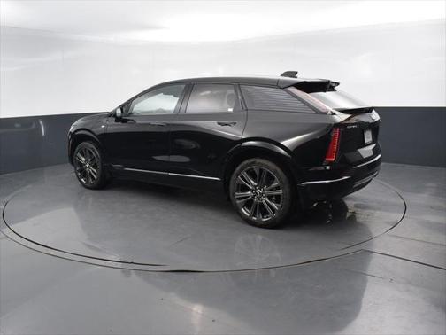 2025 Cadillac OPTIQ Sport 2 AWD