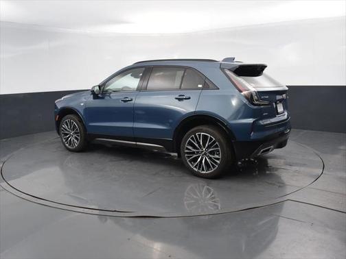 2025 Cadillac XT4 Sport