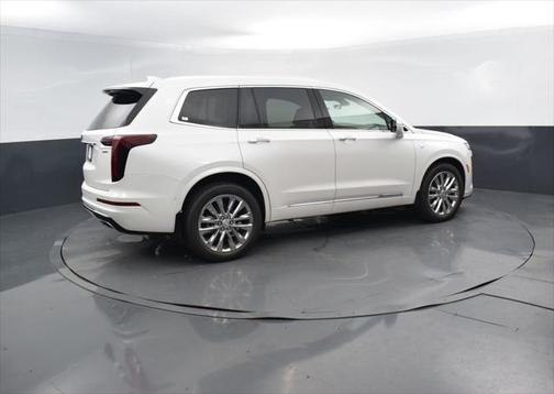 2025 Cadillac XT6 Premium Luxury AWD
