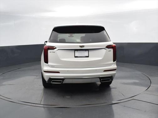 2025 Cadillac XT6 Premium Luxury AWD