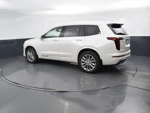 2025 Cadillac XT6 Premium Luxury AWD