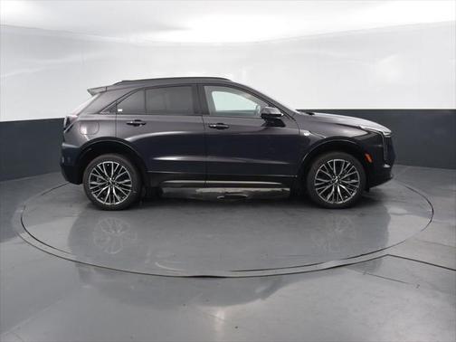 2025 Cadillac XT4 Sport