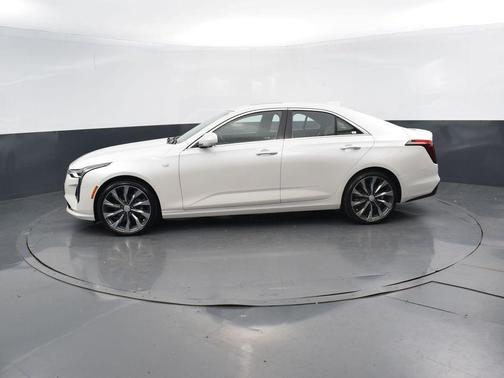 2022 Cadillac CT4 Premium Luxury