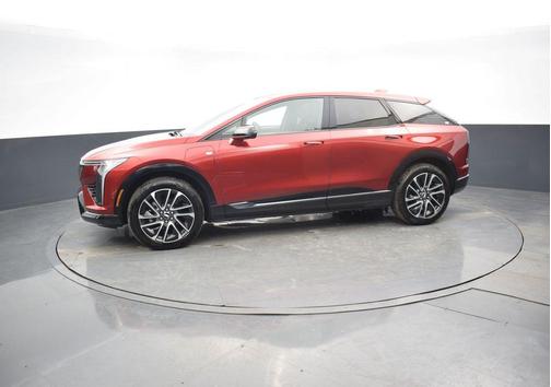 2025 Cadillac OPTIQ Sport 2 AWD