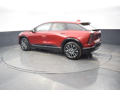 2025 Cadillac OPTIQ Sport 2 AWD