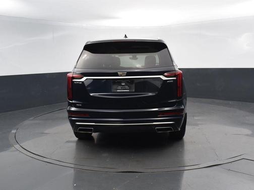 2022 Cadillac XT6 Premium Luxury AWD