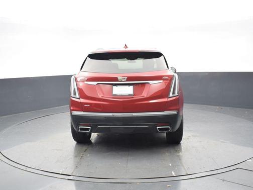 2020 Cadillac XT5 Sport
