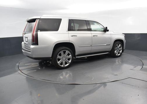 2016 Cadillac Escalade Luxury