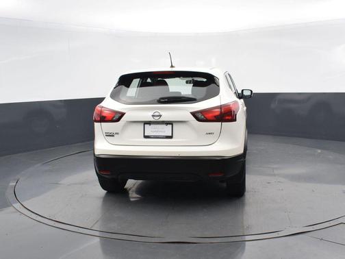 2017 Nissan Rogue Sport S