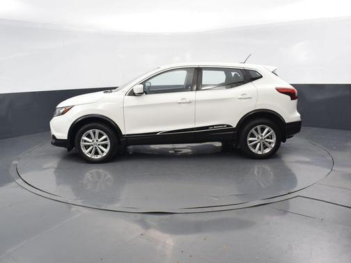 2017 Nissan Rogue Sport S