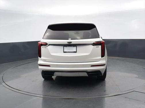 2022 Cadillac XT6 Premium Luxury AWD