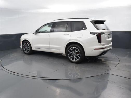 2025 Cadillac XT6 Sport AWD