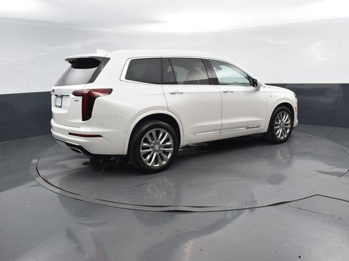 2021 Cadillac XT6 Premium Luxury AWD