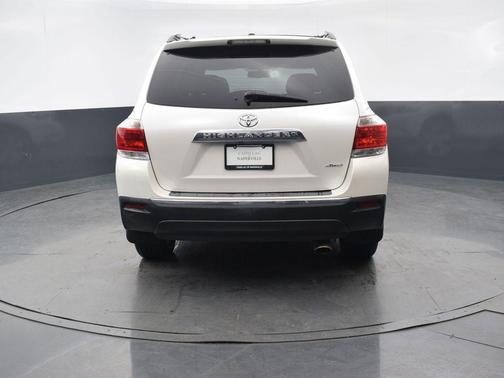 Blizzard Pearl 2012 Toyota Highlander Limited