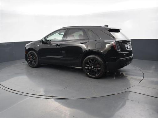 2022 Cadillac XT5 Sport