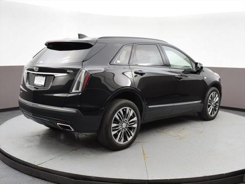 2020 Cadillac XT5 Sport