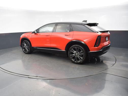 2026 Cadillac OPTIQ Premium Sport