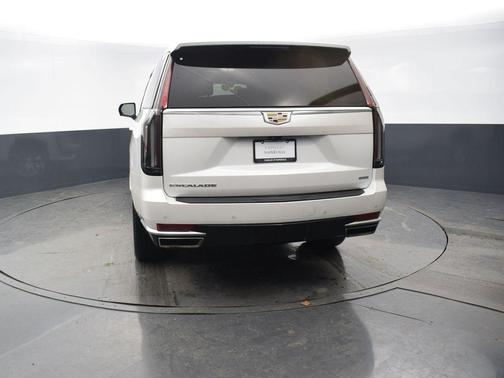 2023 Cadillac Escalade ESV Premium Luxury Platinum