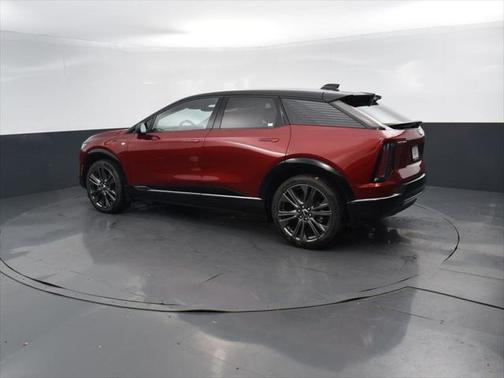 2025 Cadillac OPTIQ Sport 2 AWD