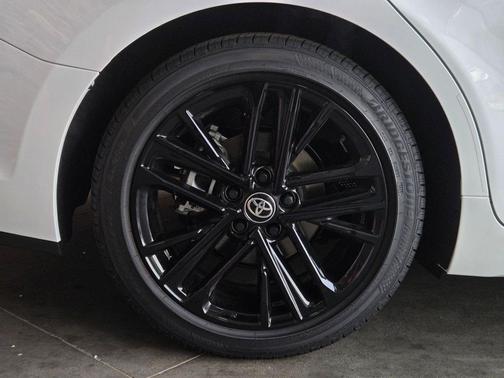 Ice Cap 2026 Toyota Camry SE