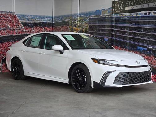 Ice Cap 2026 Toyota Camry SE