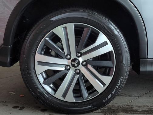 2024 Mitsubishi Outlander Sport SE