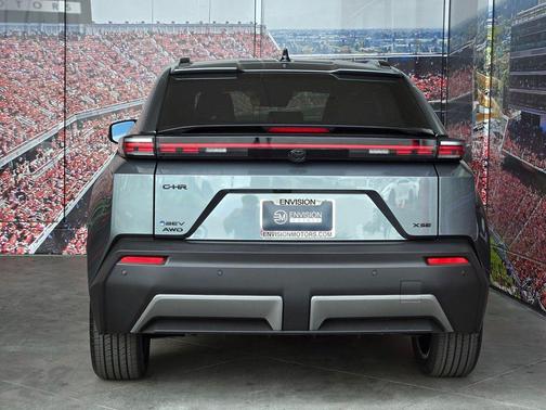 Overcast 2026 Toyota C-HR XSE