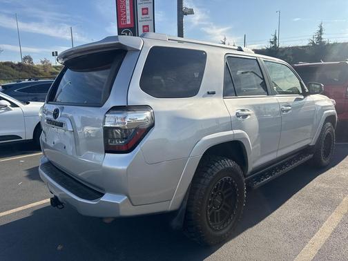 2018 Toyota 4Runner SR5