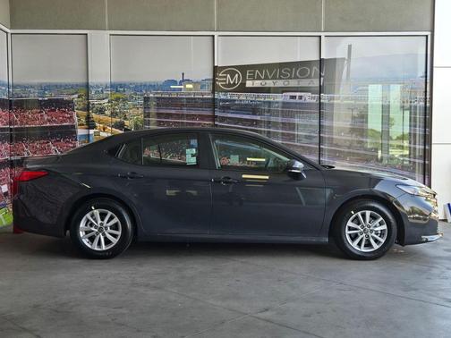 Underground 2026 Toyota Camry LE