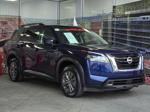 2024 Nissan Pathfinder SV FWD