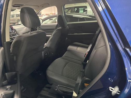 2024 Nissan Pathfinder SV FWD