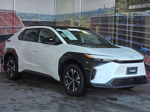 2025 Toyota bZ4X XLE