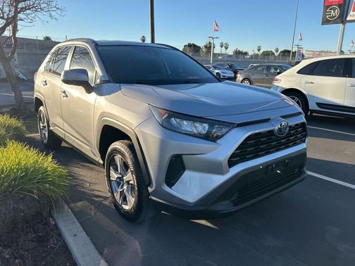 2022 Toyota RAV4 Hybrid LE