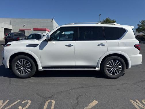 Aspen White Tricoat 2024 Nissan Armada SL 2WD