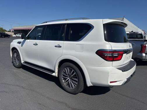 Aspen White Tricoat 2024 Nissan Armada SL 2WD