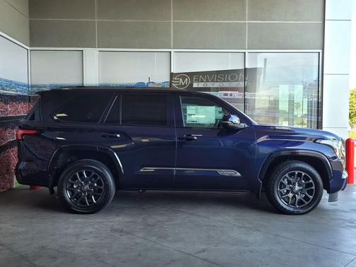 2025 Toyota Sequoia Platinum