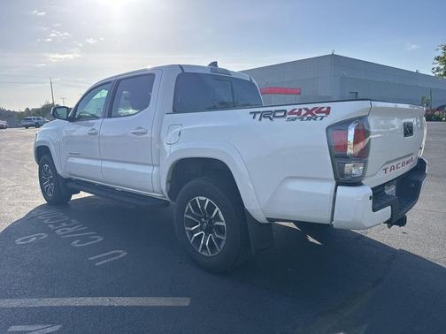 Ice Cap 2023 Toyota Tacoma TRD Sport